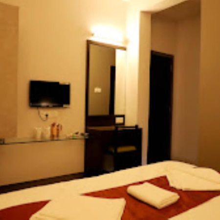 Lotus Lodge Kalmath Kankavali ภายนอก รูปภาพ