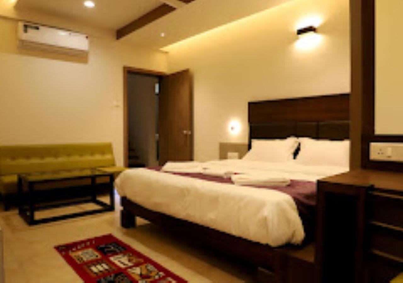 Lotus Lodge Kalmath Kankavali ภายนอก รูปภาพ